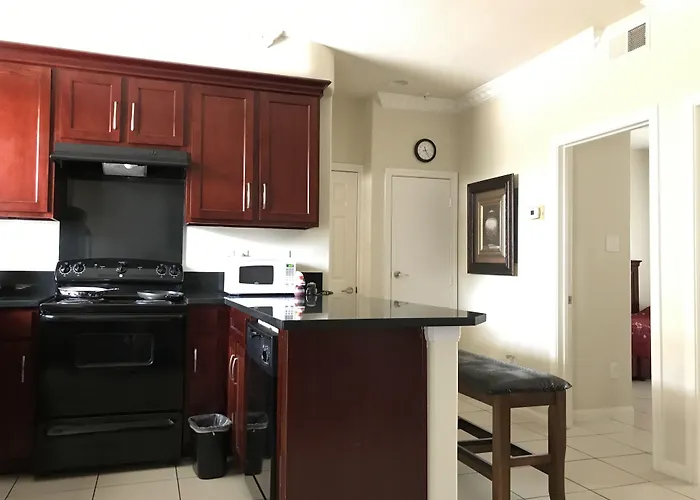 Villa Corporate 2 Bedroom Suite Furnished Condo