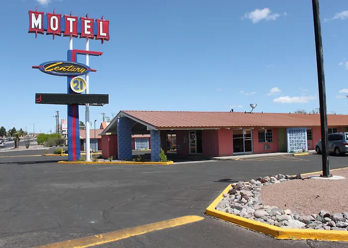 Resort: Century 21 Motel