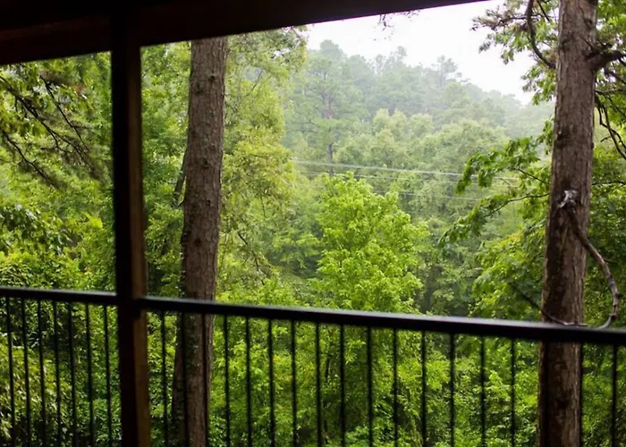 The Razorback Lodge