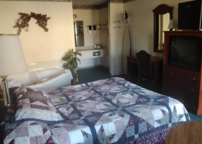 The Razorback Lodge