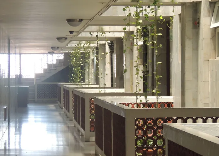 Family Hotel: Hotel Central