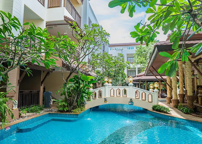 Ski hotel: Quality Beach Resorts And Spa Patong