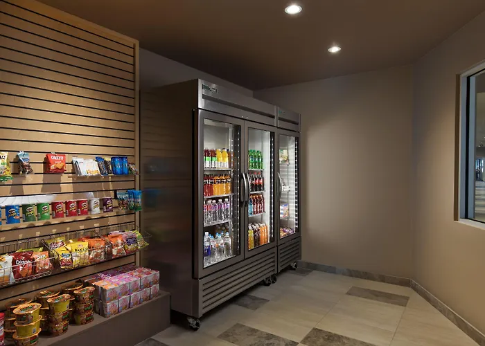Holiday Inn Express & Suites - Portland Airport - Cascade Stn By Ihg