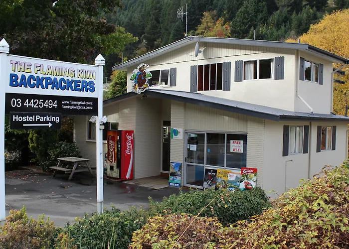 Flaming Kiwi Backpackers