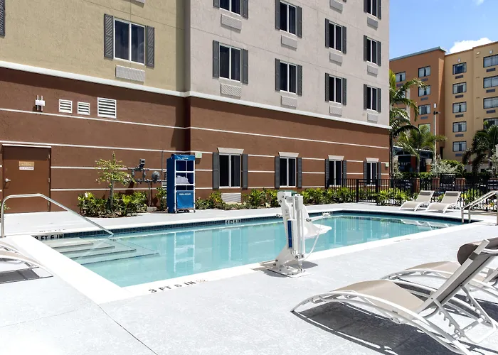 Beach hotel: Candlewood Suites - Miami Exec Airport - Kendall By Ihg