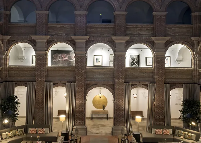 Hotels With Four Stars Parador De Lleida