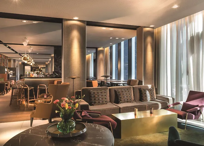Hotels with pool Adina Apartment Hamburg Speicherstadt