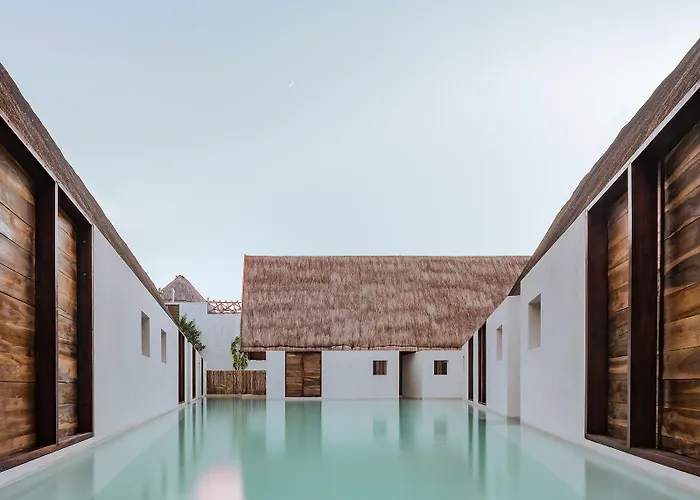 Hotel near College: Hotel Boutique Punta Caliza - Adults Oriented