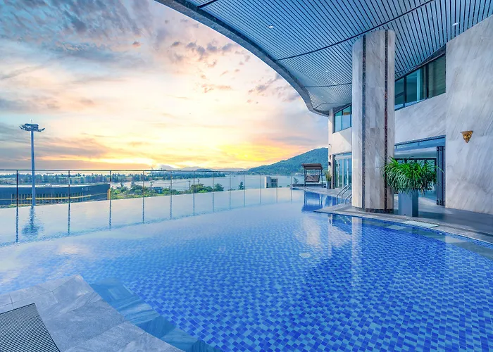 5 star hotel: Alan Sea Hotel Danang