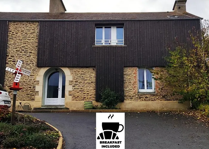 Le Petit Moulin Rouge, B&B, SDB en-suite, parking privé gratuit