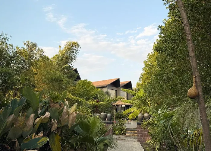 Resorts Guide Bali House