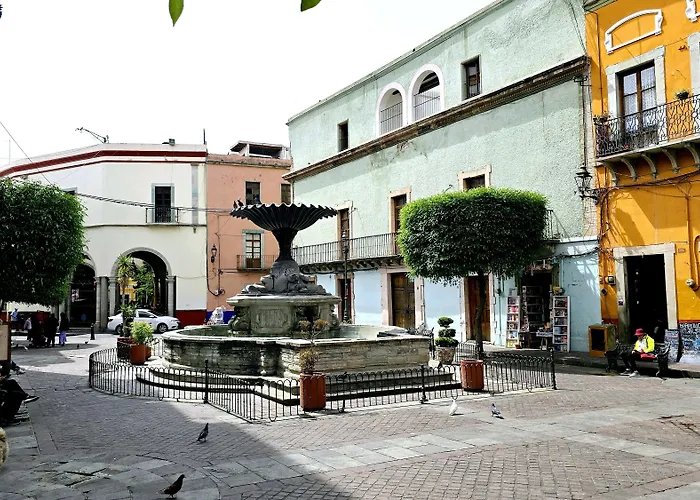 Hotel Plaza Baratillo