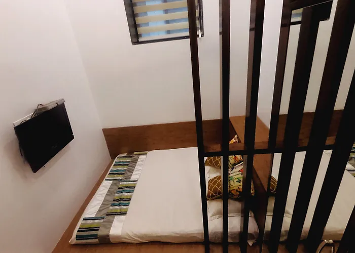 Carlton Hotel Mumbai - Behind Taj Mahal Palace Colaba Mumbai