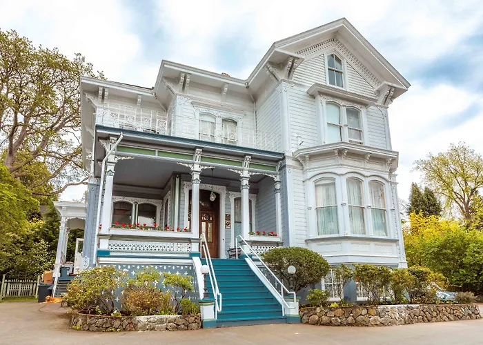 Romantic hotel: Amethyst Inn