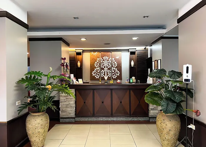 Srivichai Hotel