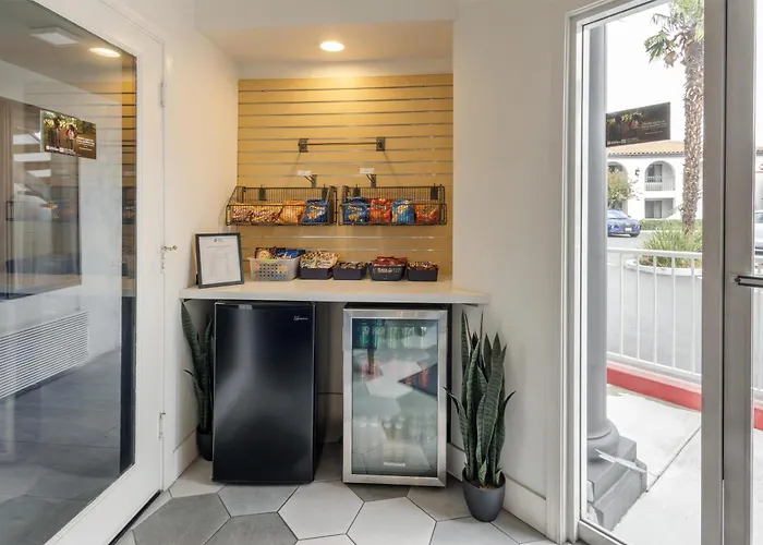 Best Western Plus Executive Suites