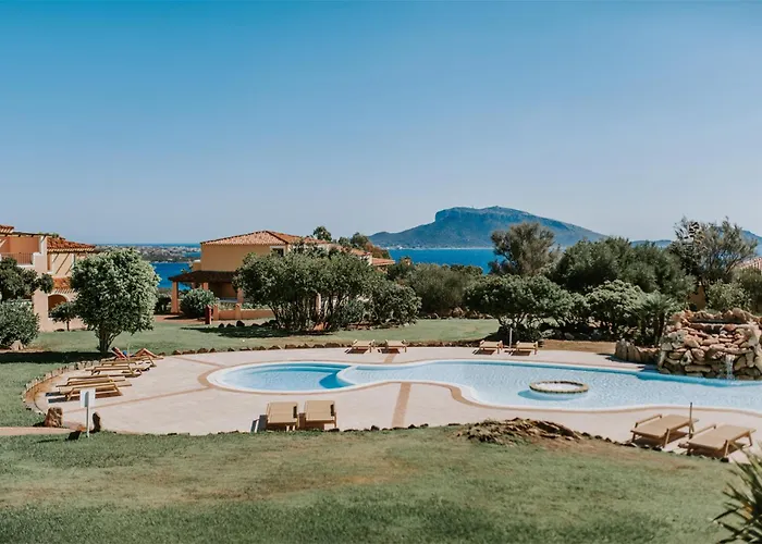 Hotel with view: Voi Colonna Village