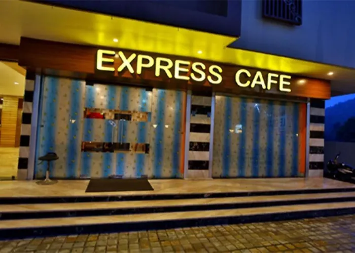 Hotel: Tulip Le Grand