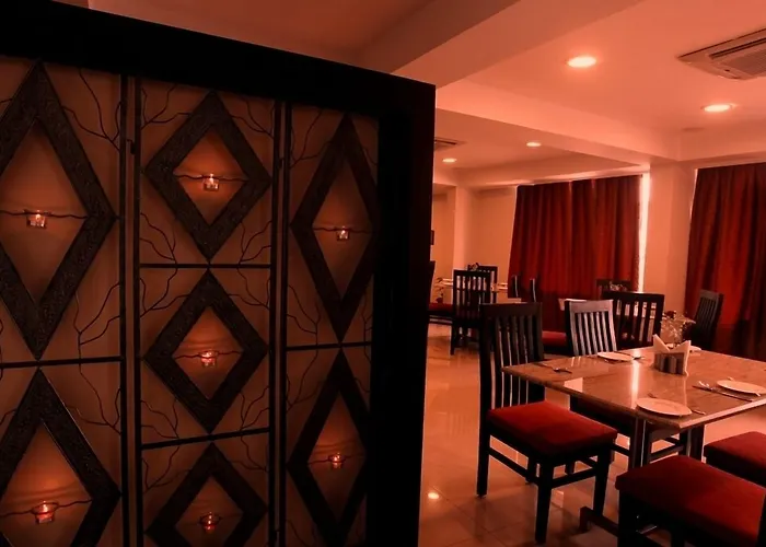 Hotel Nagarjuna Suites