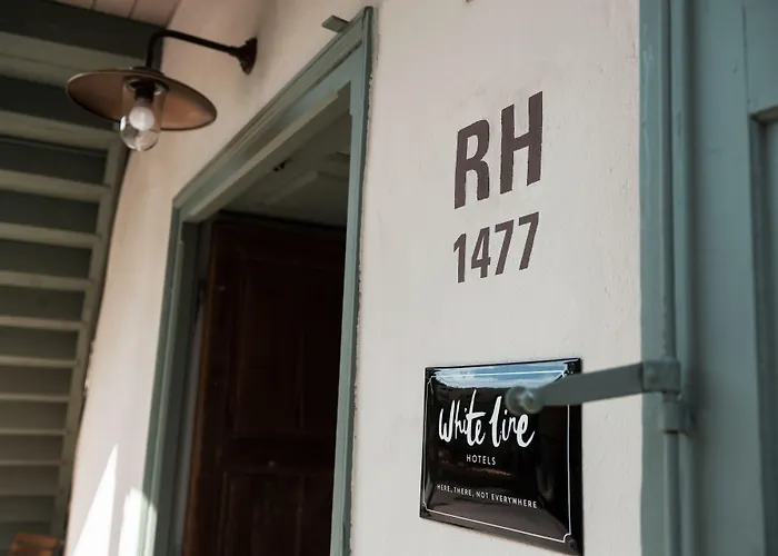 1477 Reichhalter, A Member Of Design s