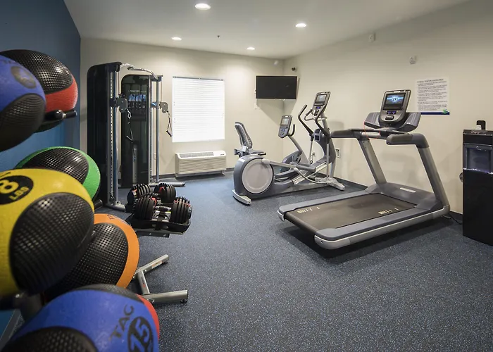 Uptown Suites Extended Stay Denver Co -Westminster