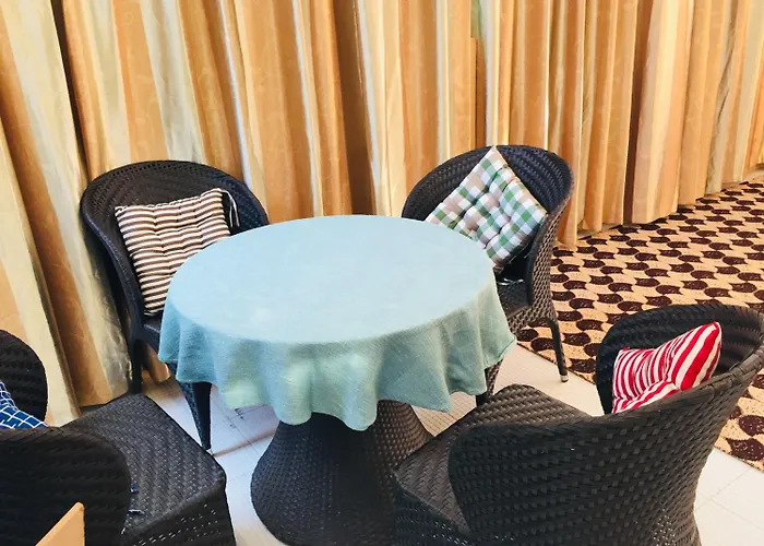 C & Y Hotel