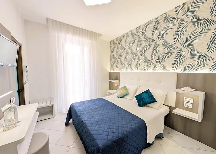 Hotel: Hotel Ariane - Beachfront, Xxl Breakfast & Sea View