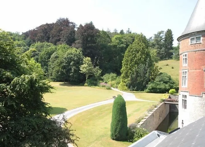 HôTel - Ferme Du ChâTeau D'Ahin