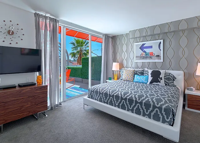 The Twist Palm Springs