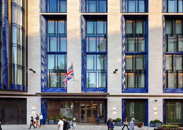 Hotel: The Londoner