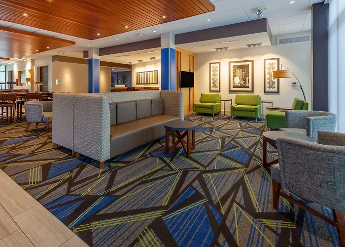 Holiday Inn Express & Suites Brunswick-Harpers Ferry Area By Ihg