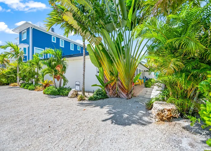 Captain'S Quarters At Anna Maria Island Inn