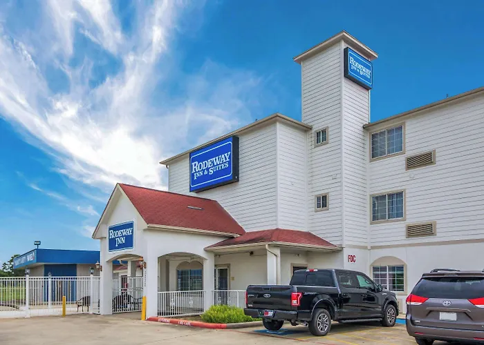 Rodeway Inn & Suites Port Arthur - Groves