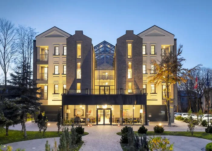 Amsterdam Plaza &SPA