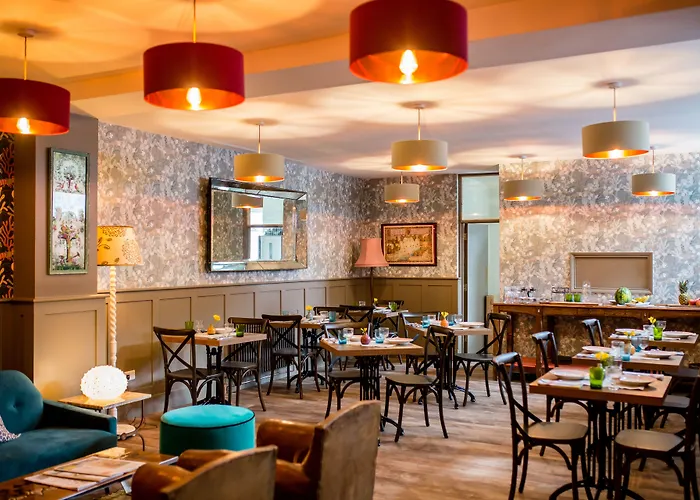 B&B only: Moore House