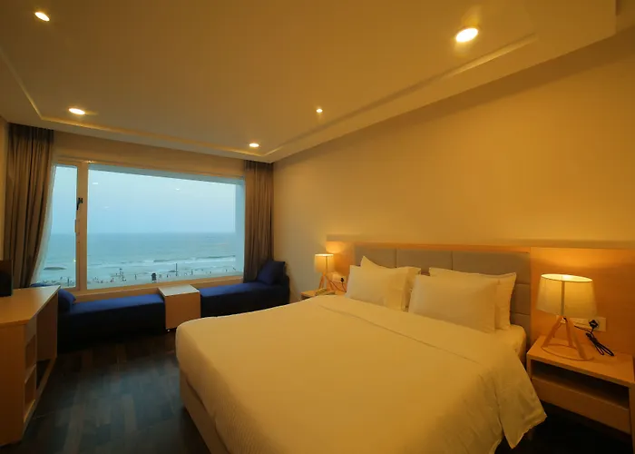 Hotels with a view Bay View Vizag