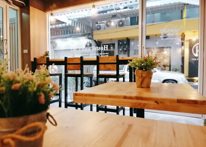The Hostels White House