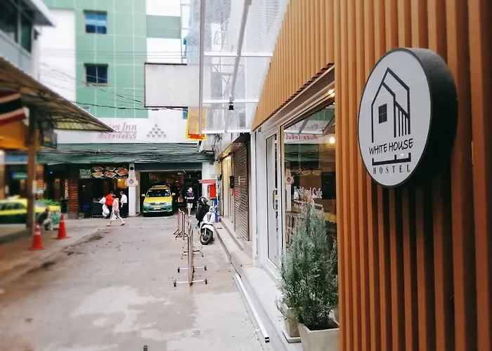 The Hostels White House