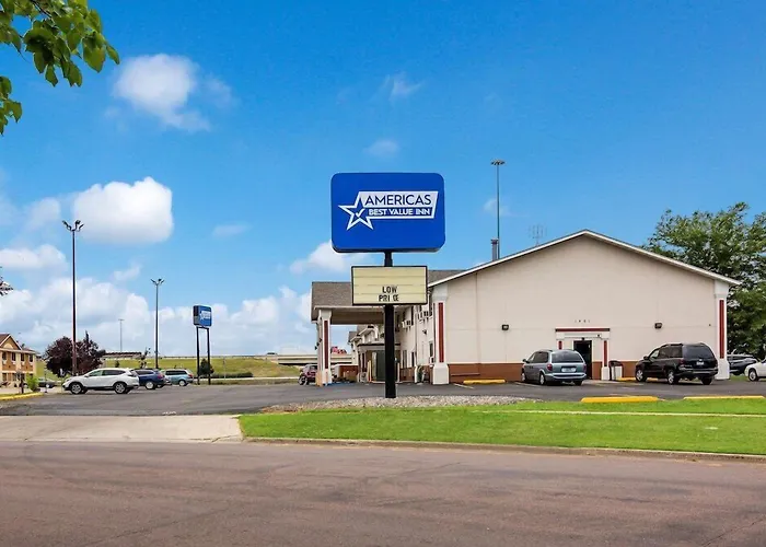 Airport Hotel: Americas Best Value Inn Fargo