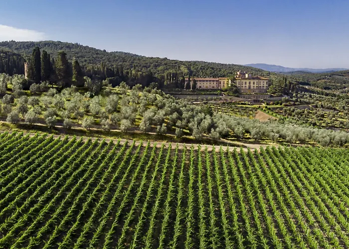 Hotel Con Piscina Torre A Cona Wine Estate