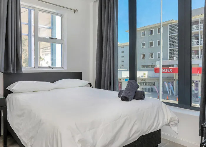 Inn & Out Express Sea Point