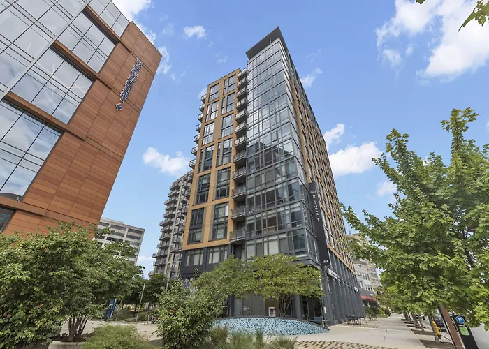 Placemakr Marymount Ballston