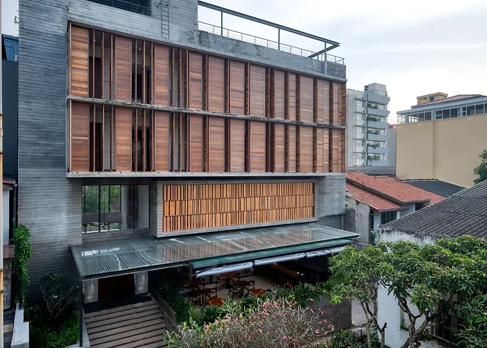 Taprobane House