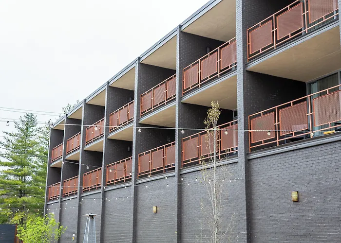 Rhode'S Motor Lodge