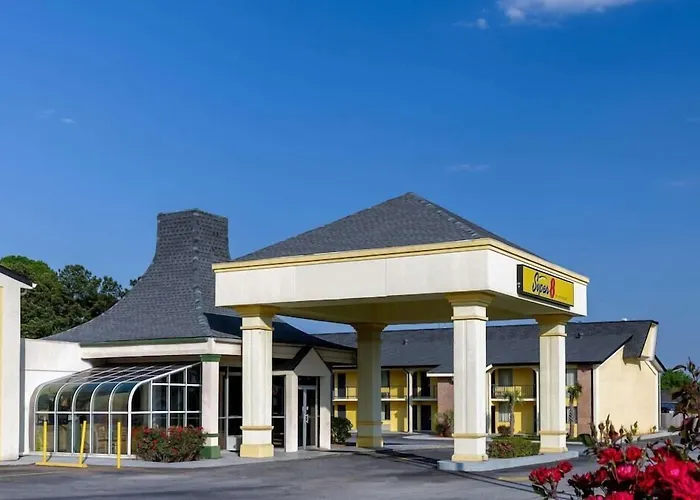 Super 8 By Wyndham Mcdonough Ga