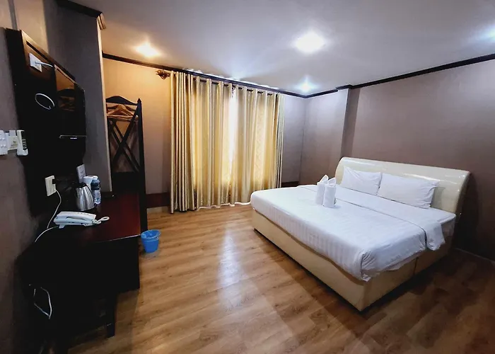 Sinakhone Vientiane Hotel