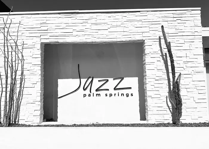 Dog friendly hotels Jazz Palm Springs