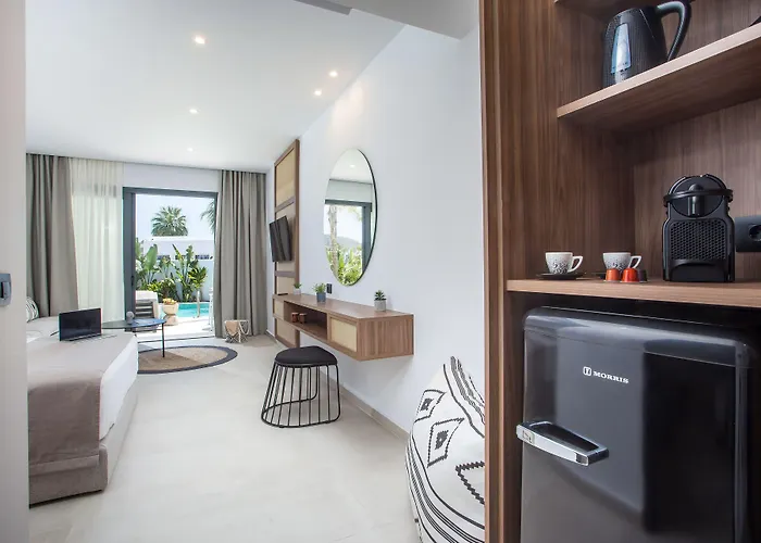 Vanik Suites