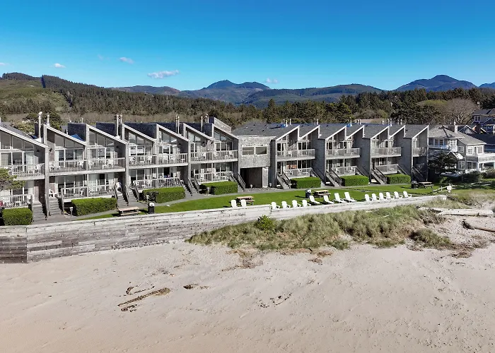 Schooner'S Cove Inn