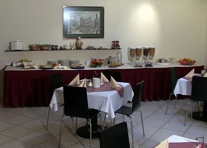 Ferienwohnungen mieten Elite An Der Universitaet